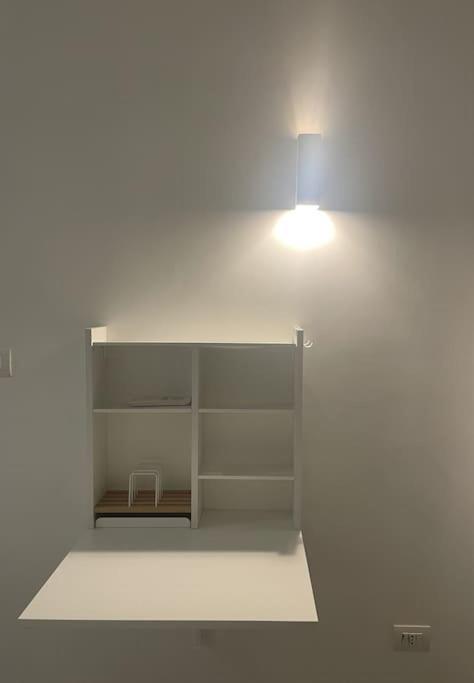 Cozy Apartment Near The Colosseum Rome Extérieur photo