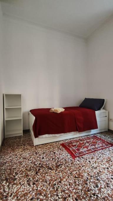 Cozy Apartment Near The Colosseum Rome Extérieur photo